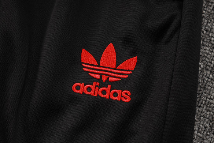 24-25 Man Utd High Quality Half Pull Tracksuit