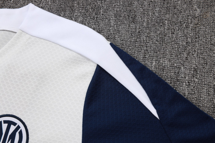 25-26 INT High Quality Training Short Suit