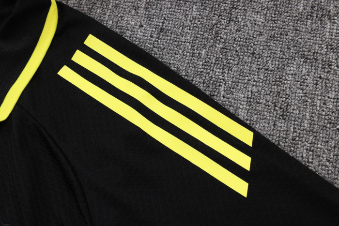 25-26 Man Utd High Quality Polo Tracksuit