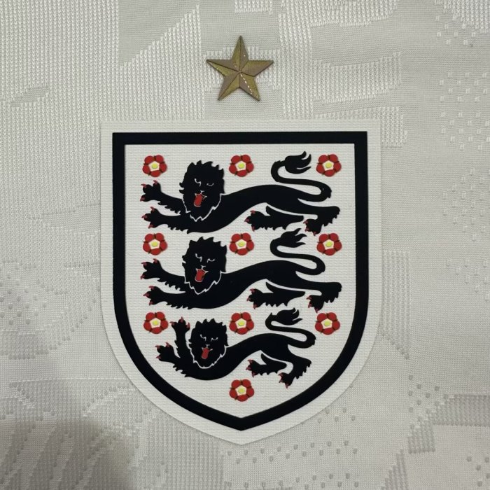 2026 England Home Long Sleeve Player Version Soccer Jersey (长袖球员)