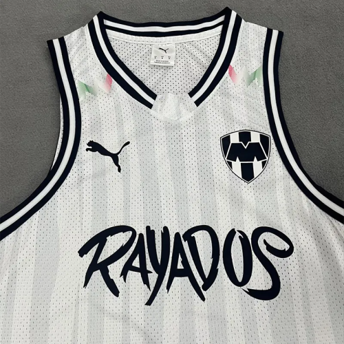 25-26 Monterrey White Vest