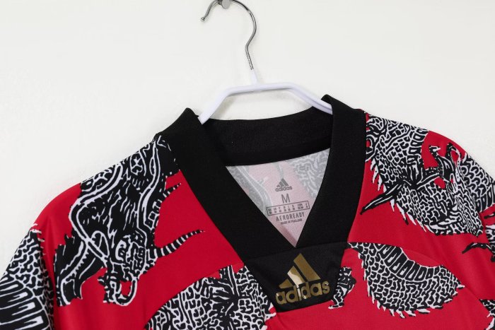 2019-2020 Man Utd Red Special Edition Retro Soccer Jersey