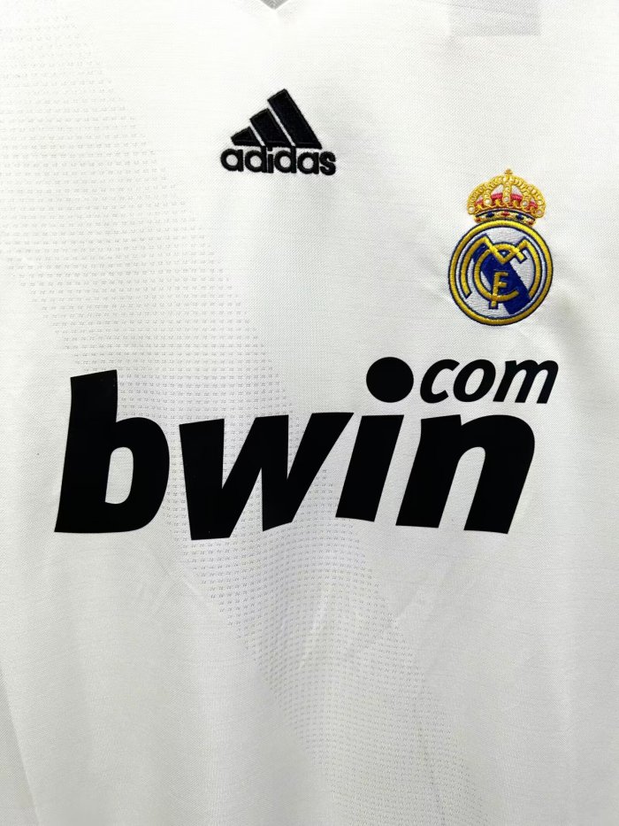 2008-2009 RMA Home Retro Soccer Jersey
