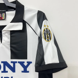 1997-1998 JUV Home Retro Soccer Jersey