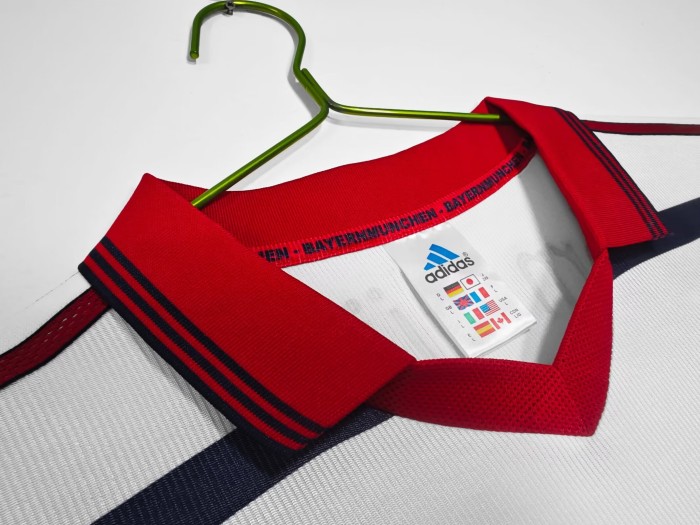 1998-2000 Bayern Away Retro Soccer Jersey