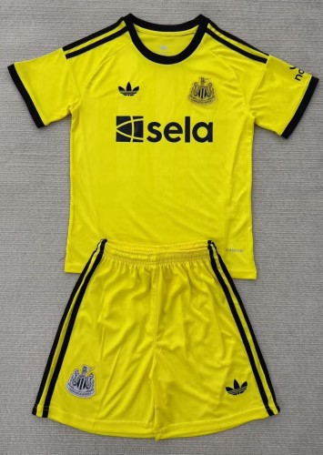 25-26 Newcastle Yellow Goalkeeper Adult Suit 1:1 Thai Quality