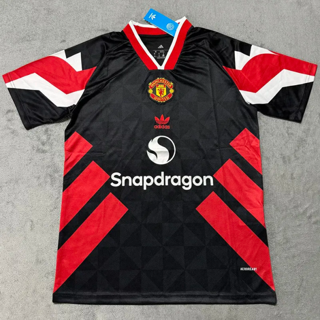 25-26 Man Utd Black Red Special Edition Training shirts