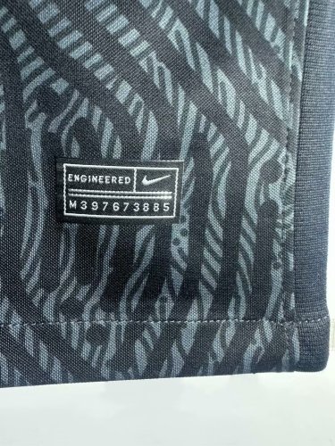 2020-2021 LIV Black Goalkeeper Retro Soccer Jersey