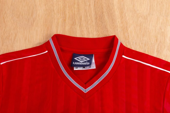 1986 England Away Retro Soccer Jersey