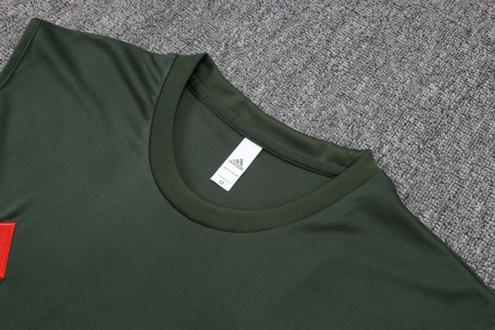 25-26  Bayern High quality Tank Top And Shorts Suit