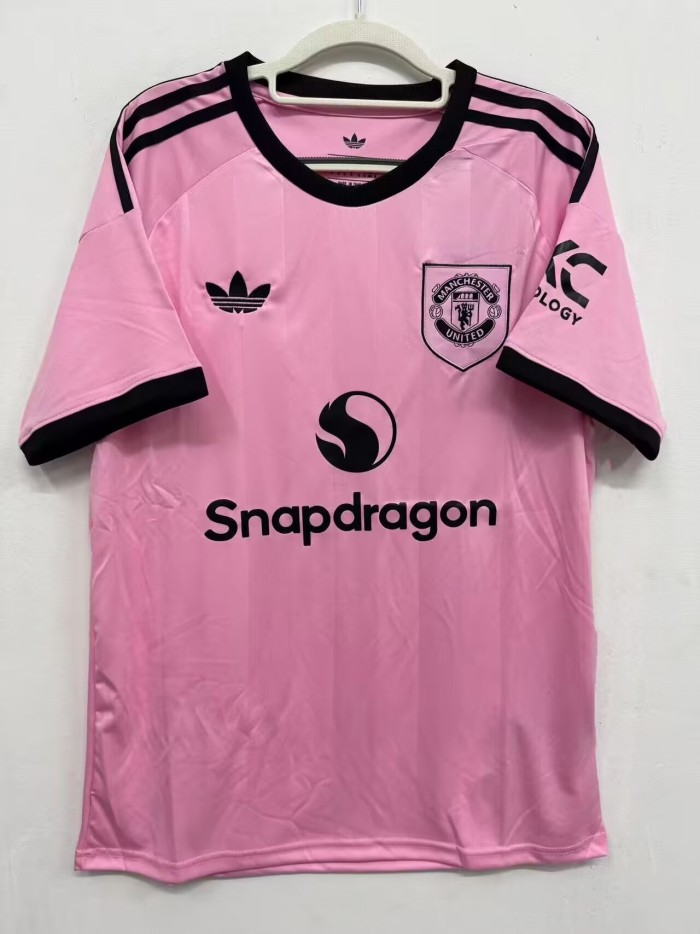 25-26 Man Utd Pink Goalkeeper Fans Soccer Jersey