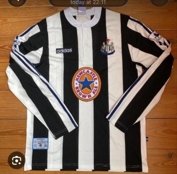 1997/98–1998/99Newcastle United jersey