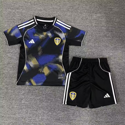 25/26 Leeds United Third kids kit
