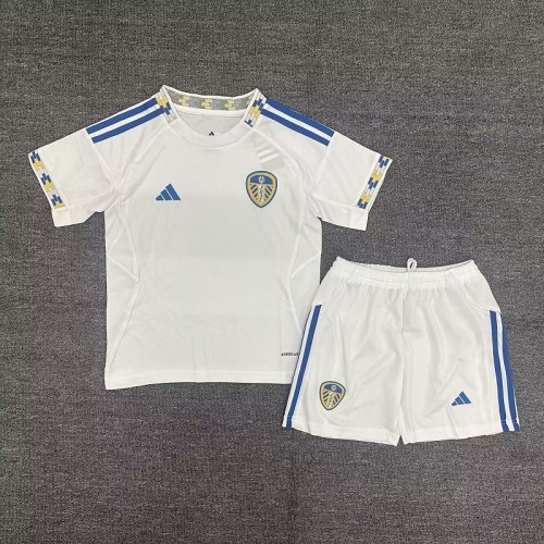 25/26 Leeds United home kids kit