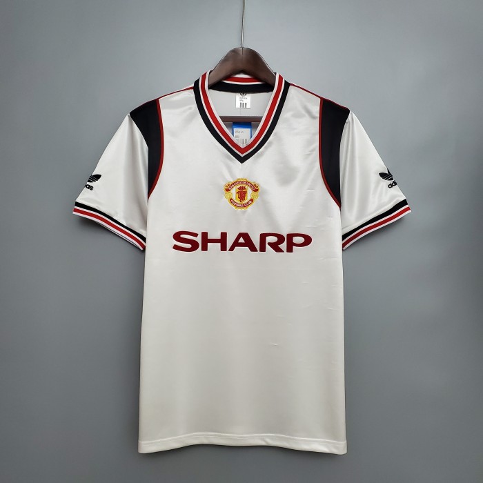 Retro 1985 Manchester United white