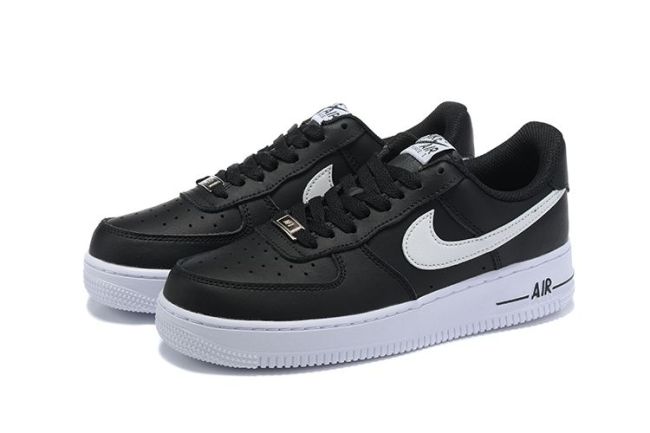 Nike Air Force 1 Low F1