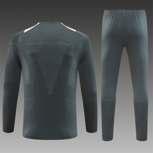 24/25 Real Madrid Adult training suit dark grey 2