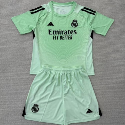 25/26 Real Madrid goalkeeper kids kit