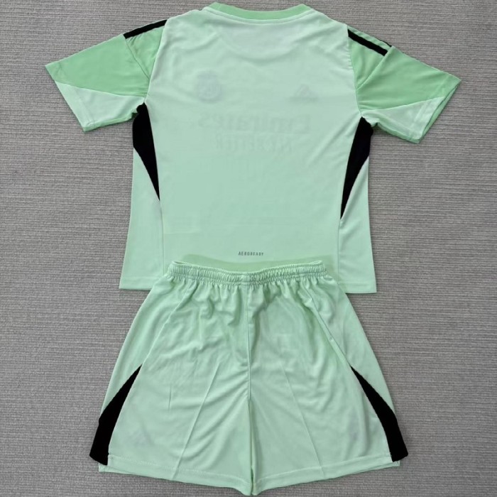 25/26 Real Madrid goalkeeper kids kit
