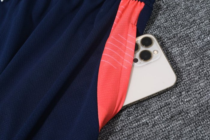 24/25 Manchester United Short sleeve royal blue training suit