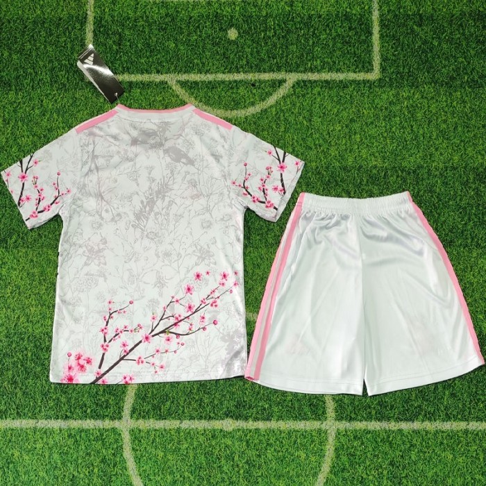 25/26 Japan Anime kids kit