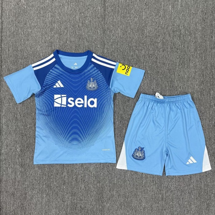 25/26 Newcastle United blue goalkeeper kids kit