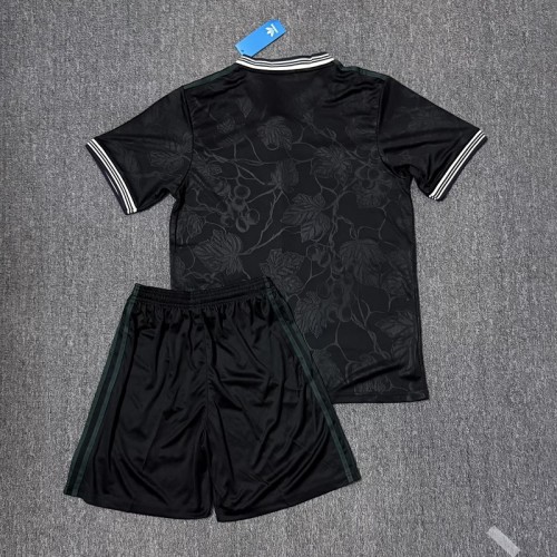 25/26 Juventus third Adult set