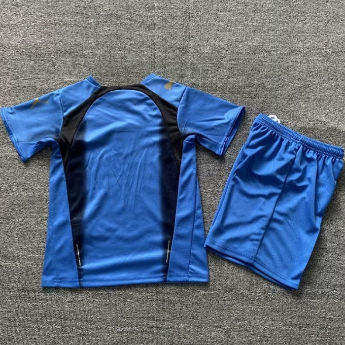 Retro 2006 Italy home kids kit