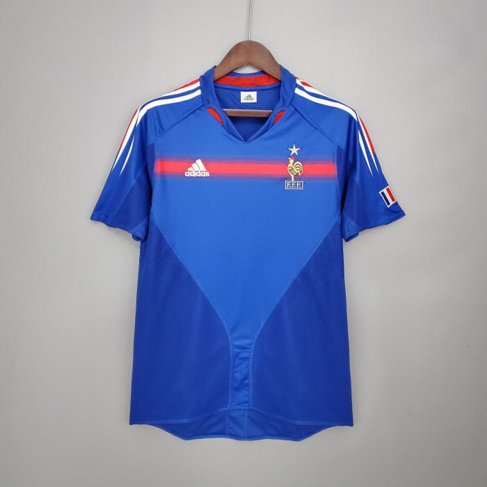 Retro France 2004 home
