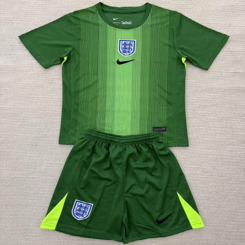 25/26 England green goalkeeper kids kit