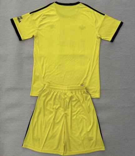 25/26 Arsenal goalkeeper Kids kit yellow