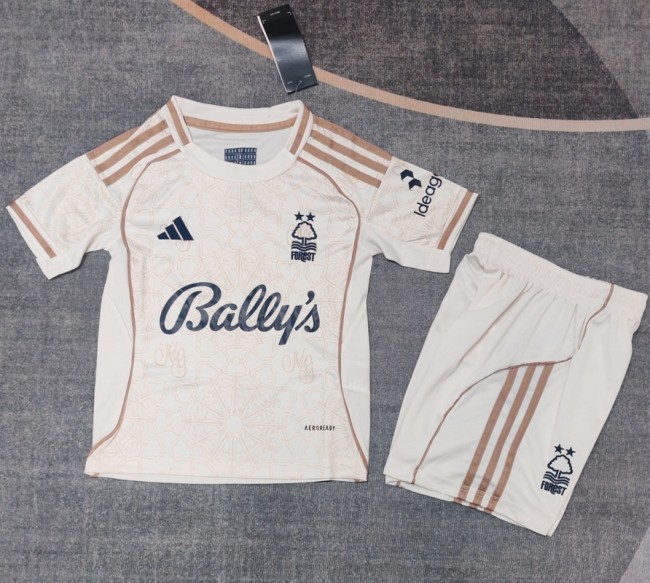 25/26 Nottingham Forest Away kids kit