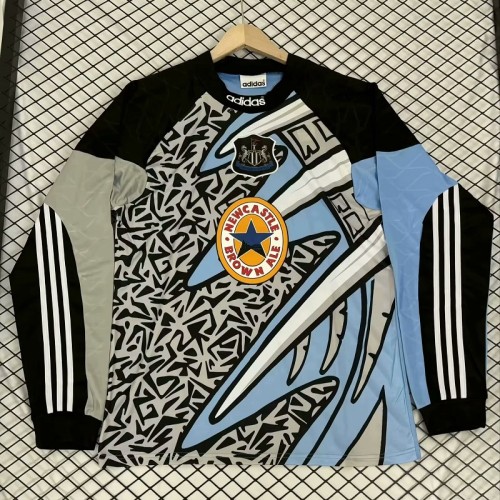 Retro 95/96 Newcastle United Long sleeved goalkeeper