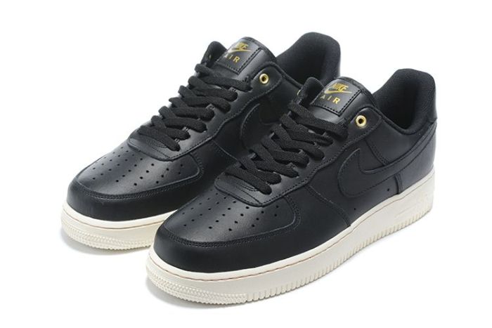 Nike Air Force 1 Low F1