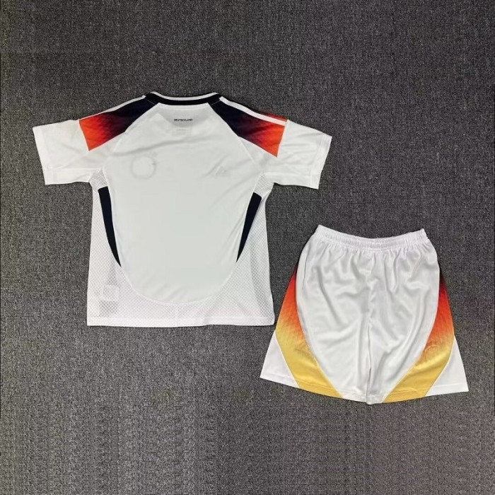 24/25 Germany home kids kit