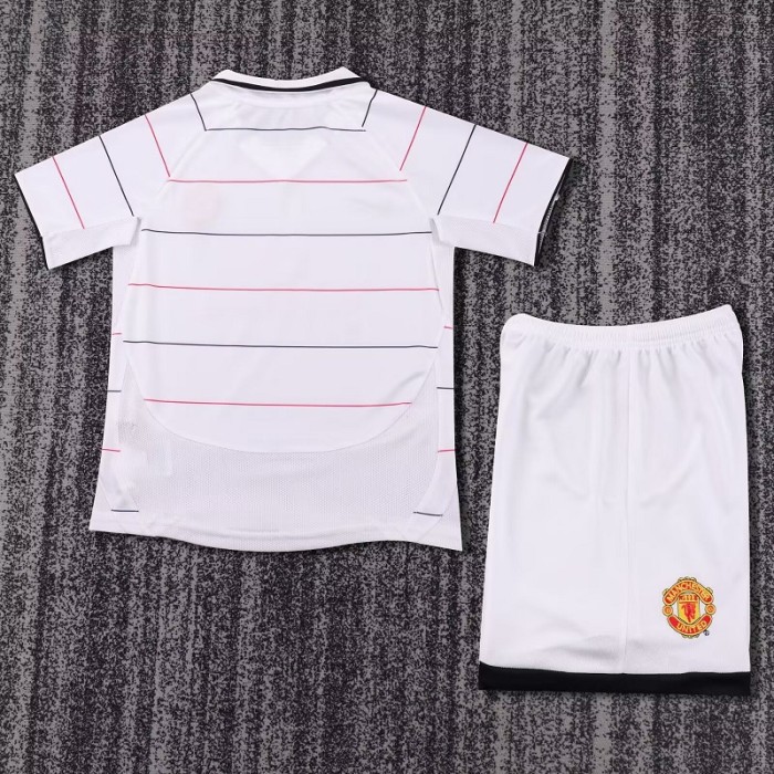 Retro 03/05 Manchester United Away kids kit