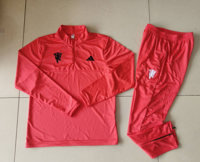24/25 Manchester United training Adult suit Red Monster