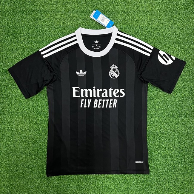 25/26 Real Madrid goalkeeper black