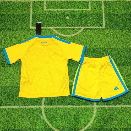 25/26 Ukraine home kids kit