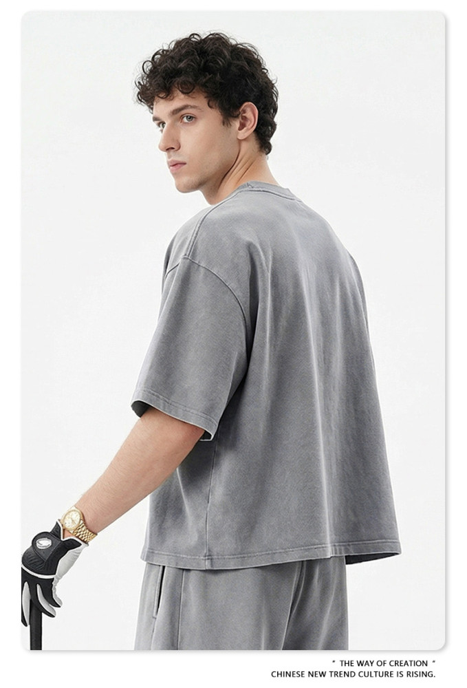 Spring/Summer American Retro Boxyfit Short-Sleeve T-Shirt with Washed and Distressed Finish, Casual Top for Men