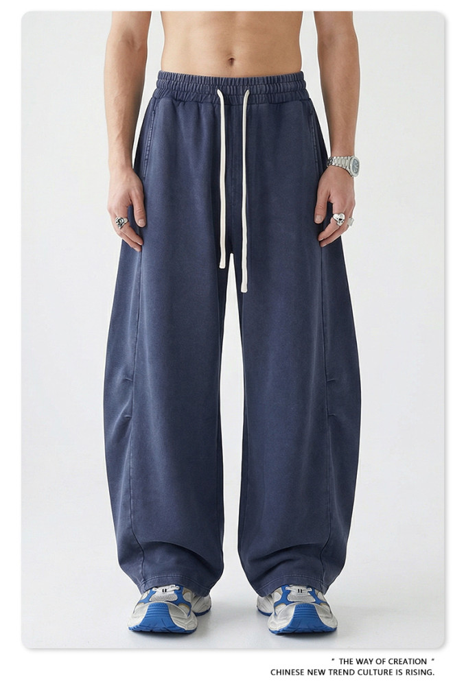 Retro snowflake high-street trendy brand curved straight-leg trousers with a distressed and loose fit for men.
