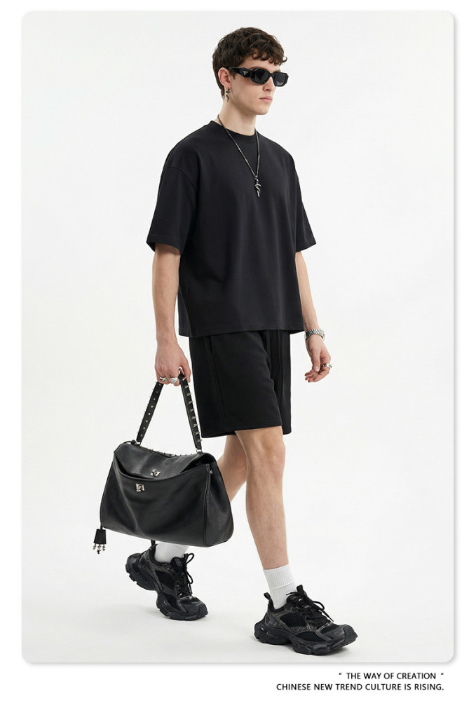 American streetwear brand 230G pure cotton basic style Boxy short-sleeved T-shirt, solid color crew neck top for men.
