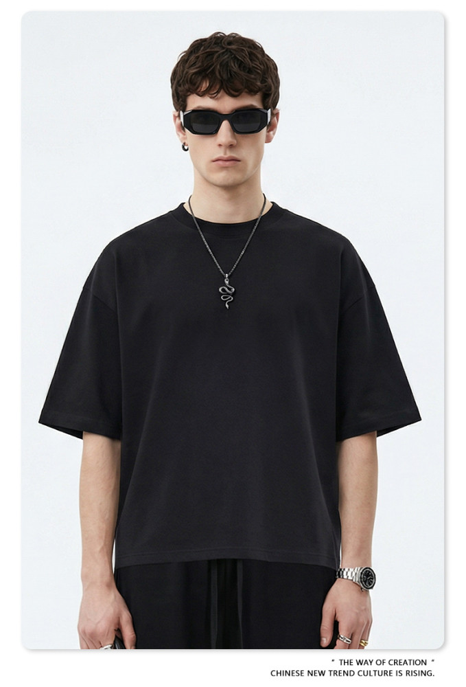 American streetwear brand 230G pure cotton basic style Boxy short-sleeved T-shirt, solid color crew neck top for men.