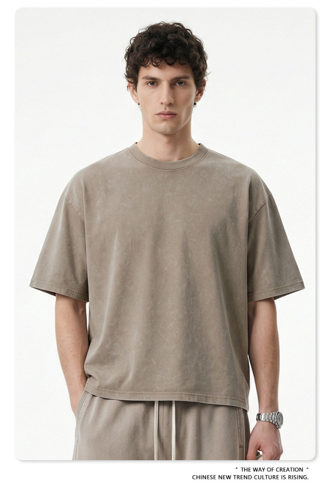 Spring/Summer American Retro Boxyfit Short-Sleeve T-Shirt with Washed and Distressed Finish, Casual Top for Men
