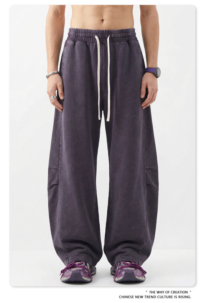 Retro snowflake high-street trendy brand curved straight-leg trousers with a distressed and loose fit for men.