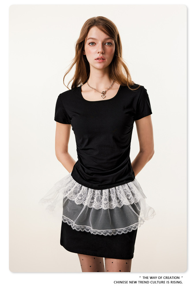 Summer solid color square neck short-sleeved T-shirt, sexy, waist-slimming, European and American style U-neck top for women.
