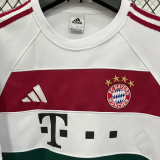 2026 Bayern White Hoodie (无帽卫衣)