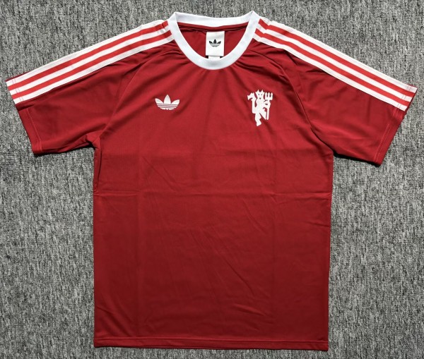 26-27 Man Utd Red Training shirts