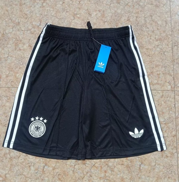 26-27 Germany Third Shorts Pants