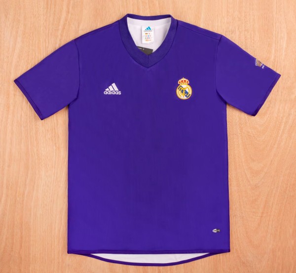 2002-2003 RMA Retro Soccer Jersey